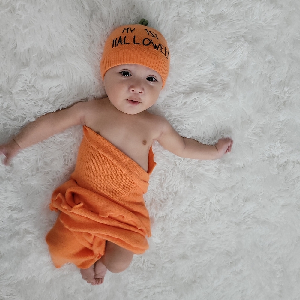 Photo prop - My First Halloween 🎃 Hat & Matching Blanket Set only used 1